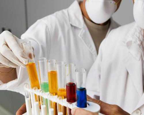 代生宝宝接种五联疫苗发烧不用急，家长采用这6招轻松应对